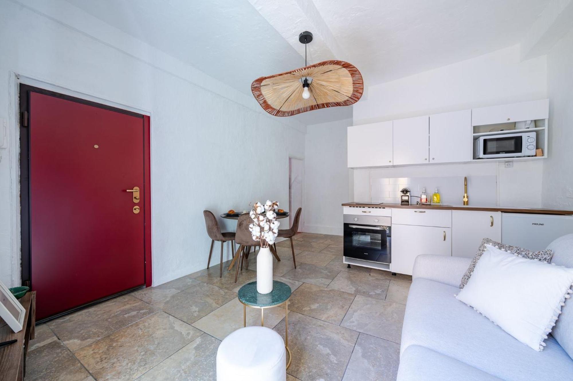 Charmant Appartement 2P Au Coeur Du Vieux Ницца Экстерьер фото