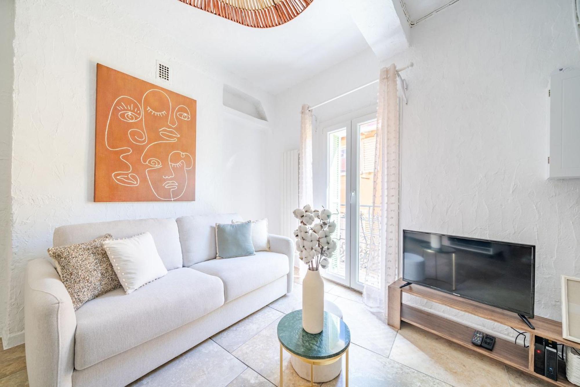 Charmant Appartement 2P Au Coeur Du Vieux Ницца Экстерьер фото